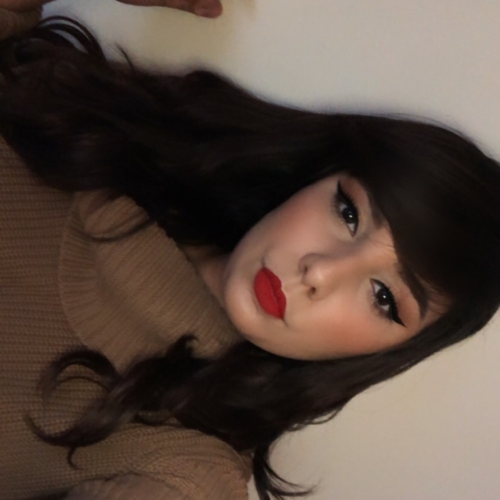 Meet your Posher, Priscilla